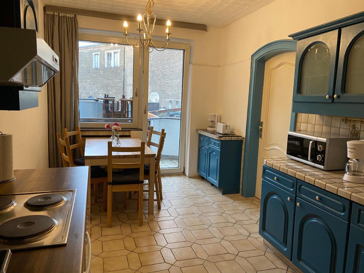 Central Shared Apartment, Friesenplatz كولونيا المظهر الخارجي الصورة
