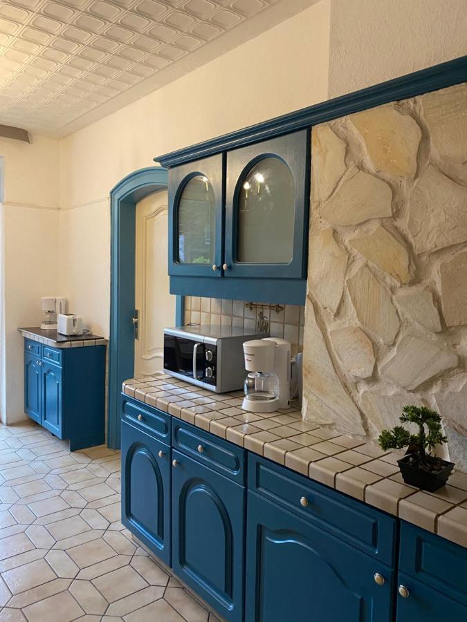 Central Shared Apartment, Friesenplatz كولونيا المظهر الخارجي الصورة