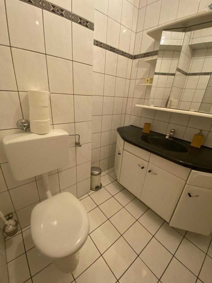 Central Shared Apartment, Friesenplatz كولونيا المظهر الخارجي الصورة