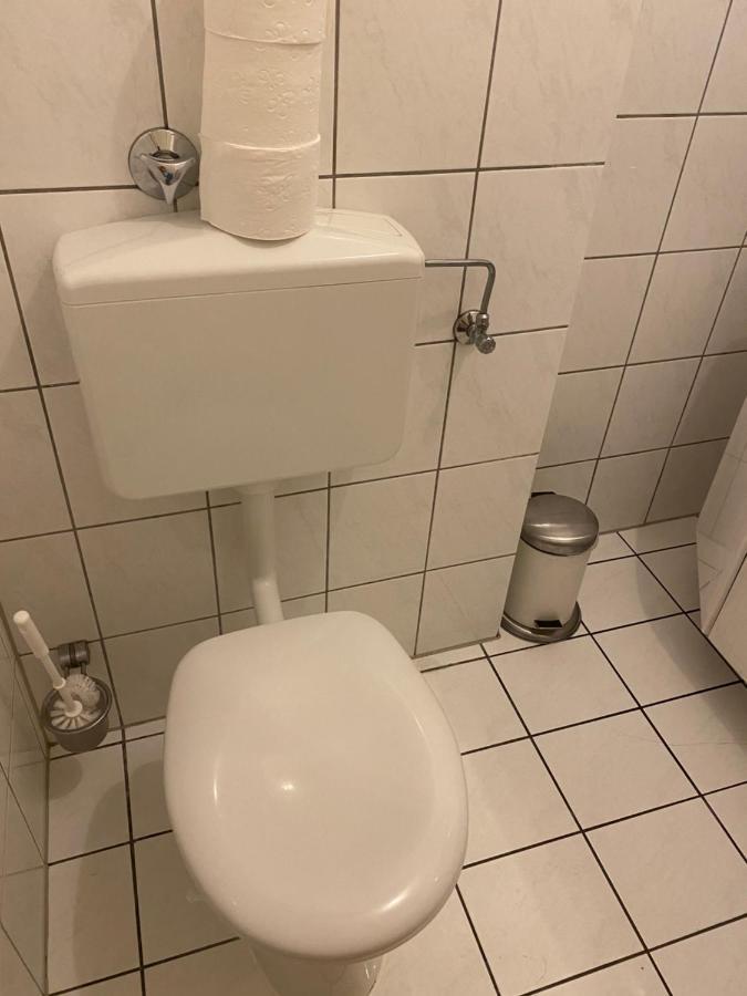 Central Shared Apartment, Friesenplatz كولونيا المظهر الخارجي الصورة