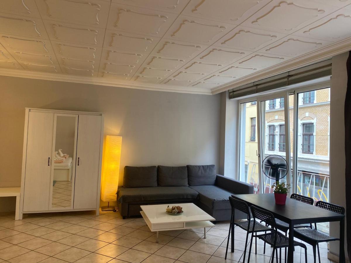 Central Shared Apartment, Friesenplatz كولونيا المظهر الخارجي الصورة