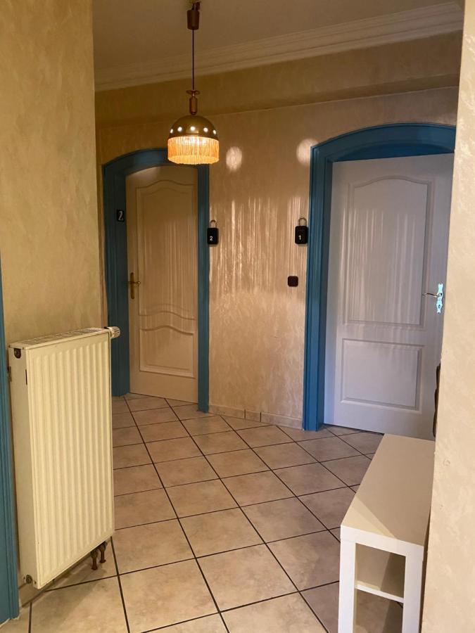 Central Shared Apartment, Friesenplatz كولونيا المظهر الخارجي الصورة