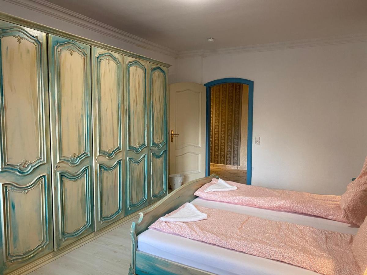 Central Shared Apartment, Friesenplatz كولونيا المظهر الخارجي الصورة